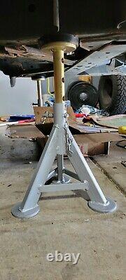 Heavy Duty Jack Stand 3 Ton Capacity Trailer Tongue Supporter Stabilizer Tripod