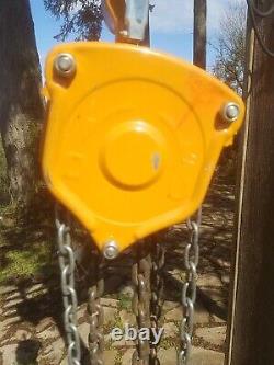 MAGNA Heavy Duty Chain Hoist 2 TON Fall Chain Hoist 20 FOOT LIFT EUC