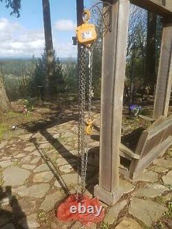 Magna Heavy Duty Chain Hoist 1/2 Ton Fall Chain Hoist 20 Foot EUC