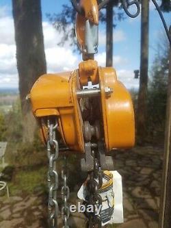 Magna Heavy Duty Chain Hoist 1 Ton Fall Chain Hoist 20 Foot EUC