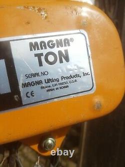 Magna Heavy Duty Chain Hoist 1 Ton Fall Chain Hoist 20 Foot EUC