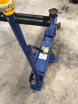 NAPA 10 Ton Heavy Duty Long Manual Axle Jack & 5 Ton Jack Stands