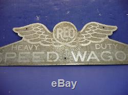 Vintage 1925-1928 REO Truck Heavy Duty Speedwagon Radiator Emblem Badge CT29